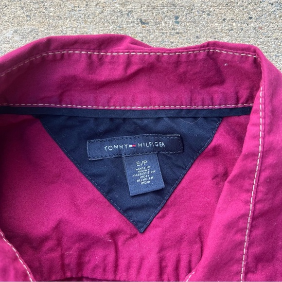 Tommy Hilfiger Button Up - Picture 3 of 3
